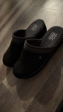 Skechers BOBS size 11