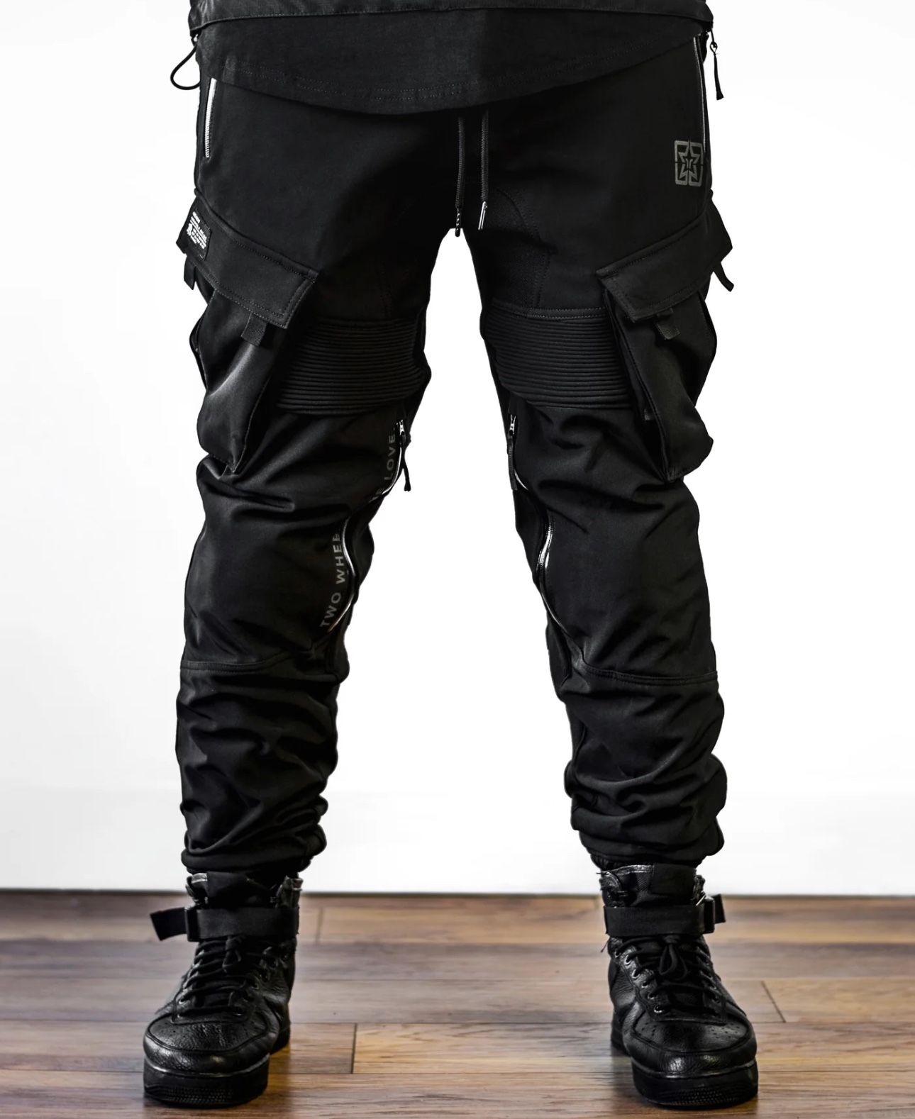 RIDE RICH UNIT 16â„¢ ARMOURED SOFTSHELL CARGO JOGGERS {BLACK} Motorcycle Pants