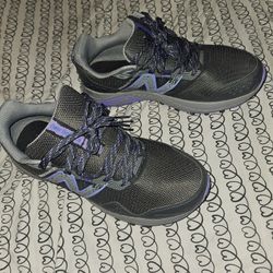 Woman's Shoes Size 8 1/2