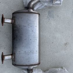 Infiniti Q50 muffler