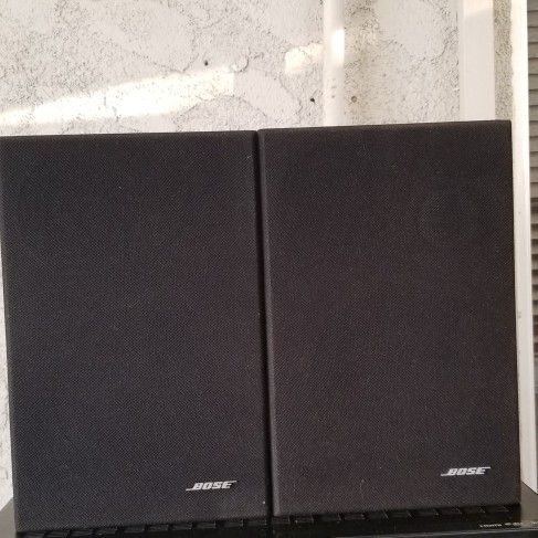 Bose Model 21 Bookshelf speakers Working Great 