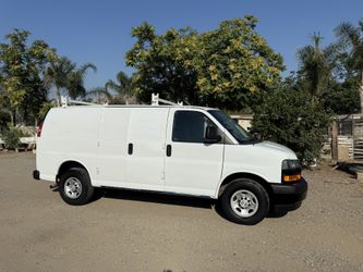 2018 Chevrolet Express 2500