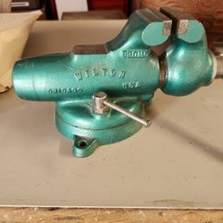 Vintage Cast Iron  Wilton Vise