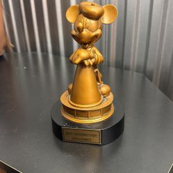 Disney MGM Studios Golden MICKEY MOUSE "BEST GRANDMOTHER" Award Trophy / Statue