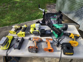 Cordless power tools lot