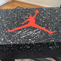 Jordan Spizike Low 