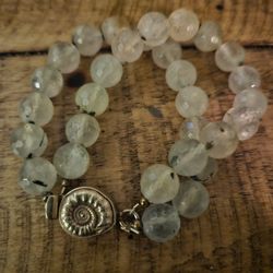 Gorgeous Vintage Double Strand Faceted Bracelet. Flecks Of Dark Green Sprinkled Throughout. 925 Nautilus Shell Clasp Dipped In 10 Or 12 K Overlay.