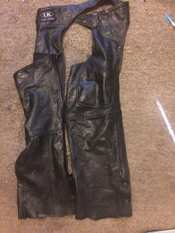 Leather King motorcycle chaps size large $20
