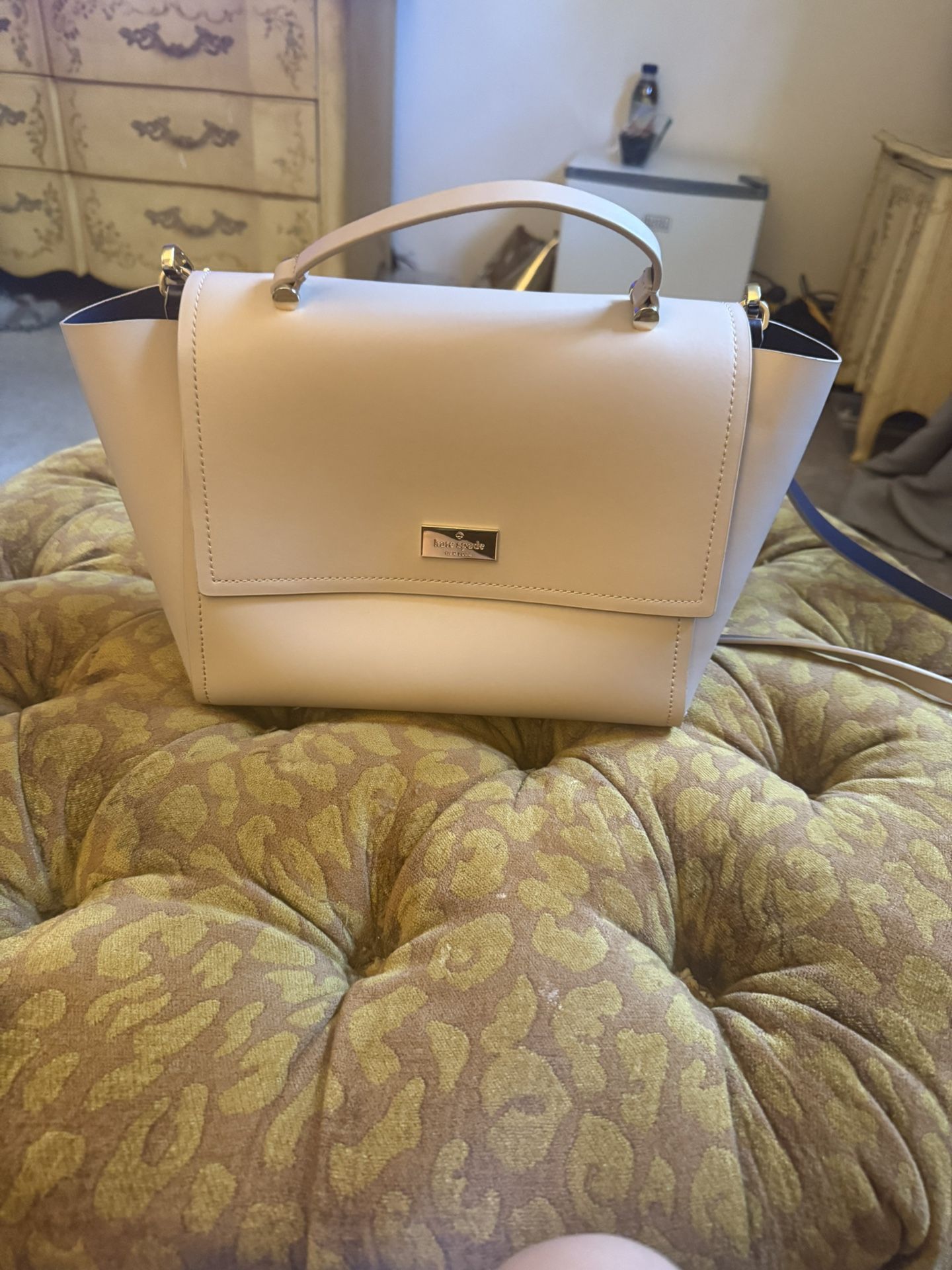 Beautiful White Pink To Beige Kate Spade Crossbody With Handle