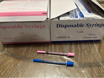 Disposable syringe