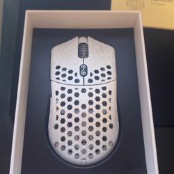 Finalmouse Starlight 12 Pegasus Small