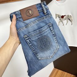 Versace Menโs Jeans 2026 New
