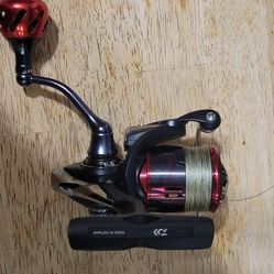 Daiwa Fuego LT 1000 Spinning Reel for Sale in Shoreham, NY