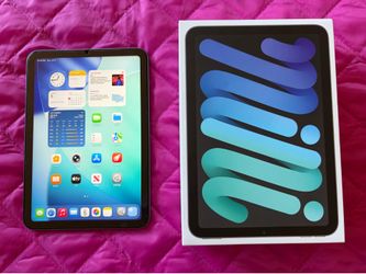 Good condition, iPad Mini 6 WI-FI 64GB in Space Gray with screen protector and  a box