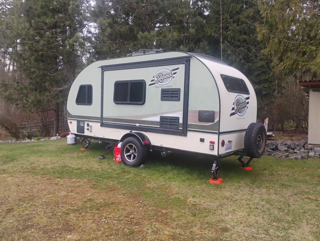 20' R Pod Hood River Edition 2016 for Sale in Lake Stevens, WA - OfferUp