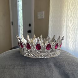 crown for flower bouquet