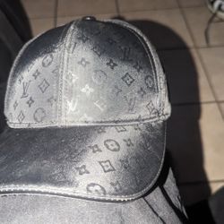 Lv Hat