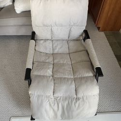 Comfortable Modern Rocking Lounge Chair – Great Condition