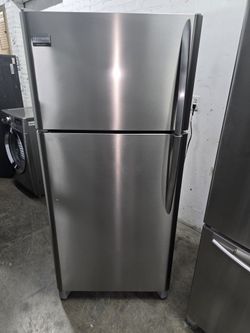 Refrigerator 30w 66h 