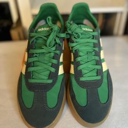 Adidas Men’s Size 8