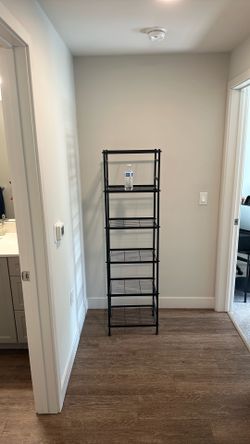 6-Tiered Metal Wire Shelf (Black) Perfect condition
