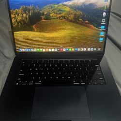 MacBook Air 15” Laptop 