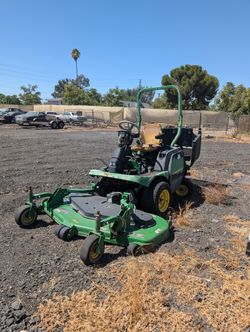 John Deere 1445 With 72sd Commercial Deck
