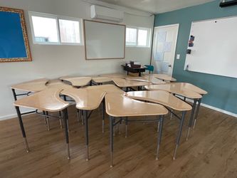 Triangle, dry-erase student desk