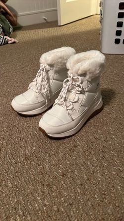 Snow Boots 5-5.5