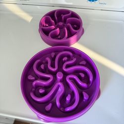 Small And Large Slow Feeder Dog Bowl
