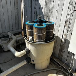 Pool Filter Cleaning Service