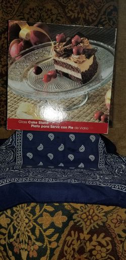 CAKE STAND
