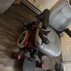 Pride Jazzy 600 ES Power Wheelchair. 