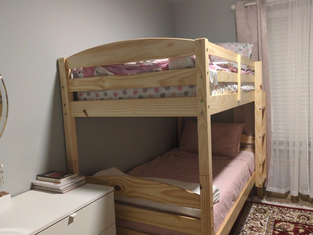 Twin Bunk Bed With Mattress 