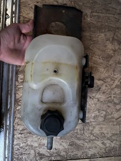 Jeep Cherokee Coolant Reservoir Tank