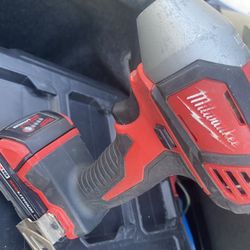 Milwaukee M18  Impact Drill 1/4 Hex