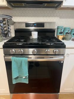 Samsung Gas Stove & Microwave Combo