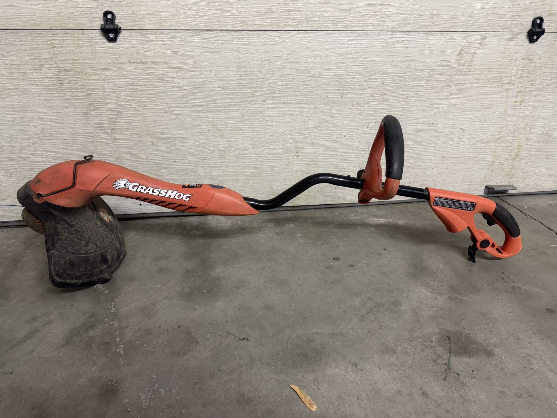 Black & Decker Grasshog Weedeater