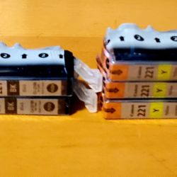 Canon 220 & 221 Printer Ink Cartridges 