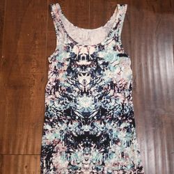 Mossimo Stretchy Long Tank Size Medium