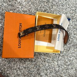 Cool Lil Bracelet To Trade