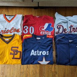 Mitchell & Ness/Nike/Russell/Majestic/Adidas jerseys
