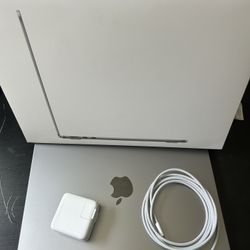 2024 M3 MACBOOK AIR 