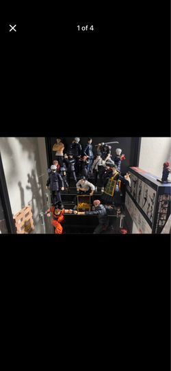 Mafex,shfiguarts,Mezco,revoltech