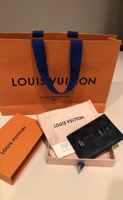 Louis Vuitton Money Clip Wallet for Sale in Brea, CA - OfferUp