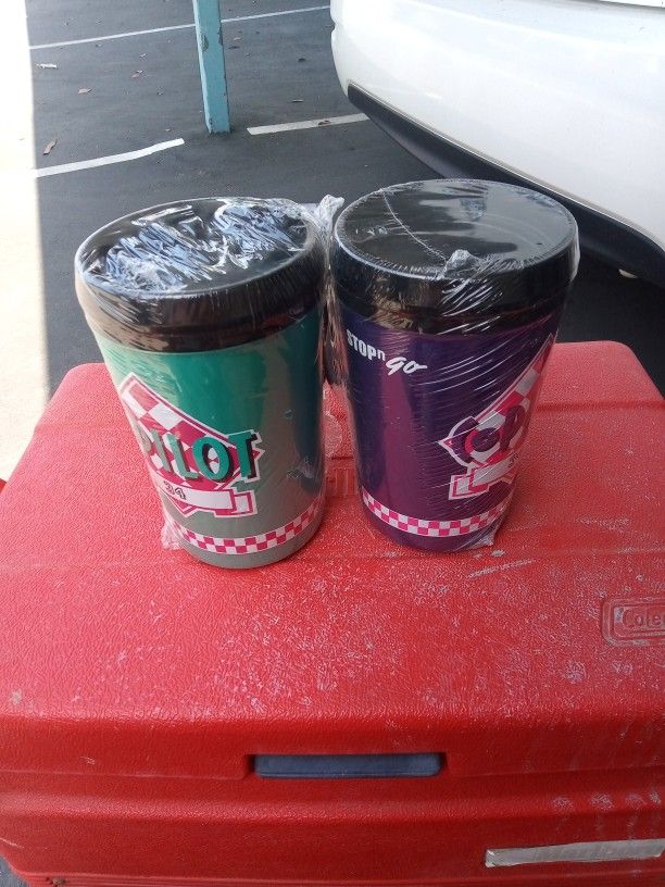 Vintage Co-pilot Aladdin Insulated Mugs