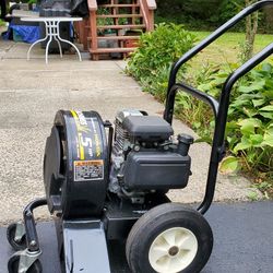 Yard Machine Leaf Blower 