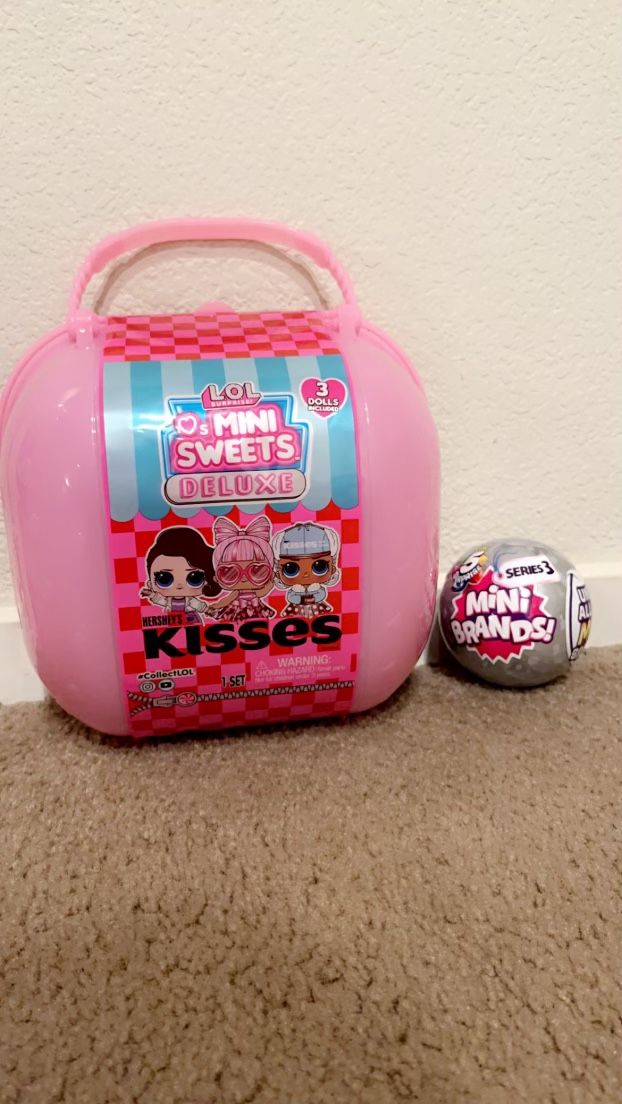 LOL surprise mini sweets deluxe & And 5 surprises mini brands series 3