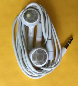 Genuine Apple iPod earbud Earphones Headsets for MP3