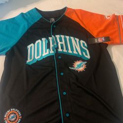 MIAMI DOLPHINS NFL TEAM  BRAND NEW SIZE “L”